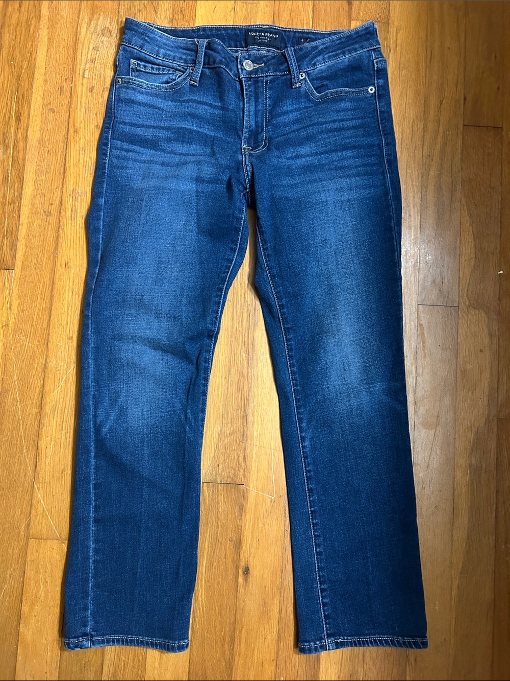 Lucky Brand Medium Blue Denim Jeans - Straight Cut sweet crop size 6/28
